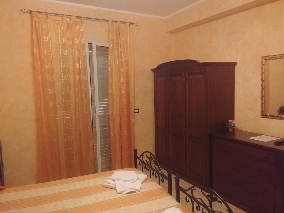 Bed and Breakfast Paradise House Calatabiano Exterior foto