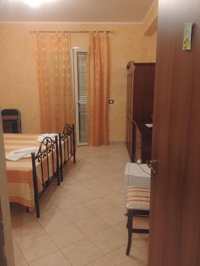 Bed and Breakfast Paradise House Calatabiano Exterior foto